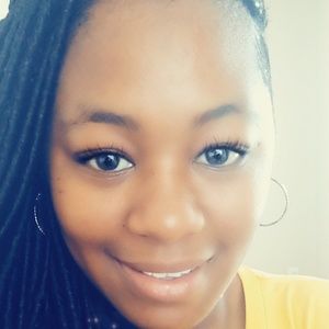 Meet your Posher, Whitney